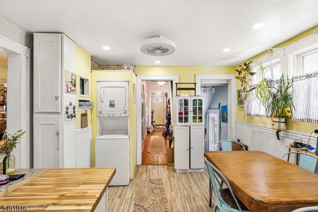 30 Portland Ave, Fanwood Boro, NJ 07023