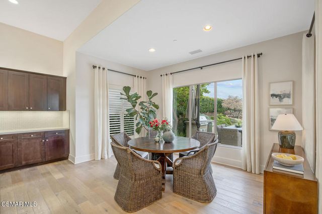 123 Mayflower Street, Thousand Oaks, CA 91360