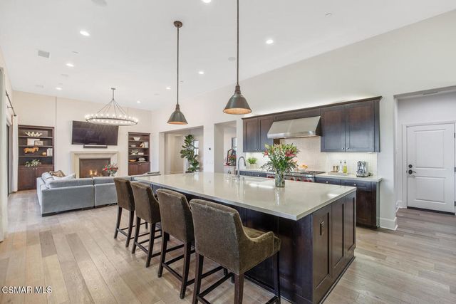 123 Mayflower Street, Thousand Oaks, CA 91360