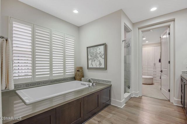 123 Mayflower Street, Thousand Oaks, CA 91360