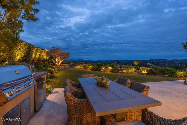 123 Mayflower Street, Thousand Oaks, CA 91360