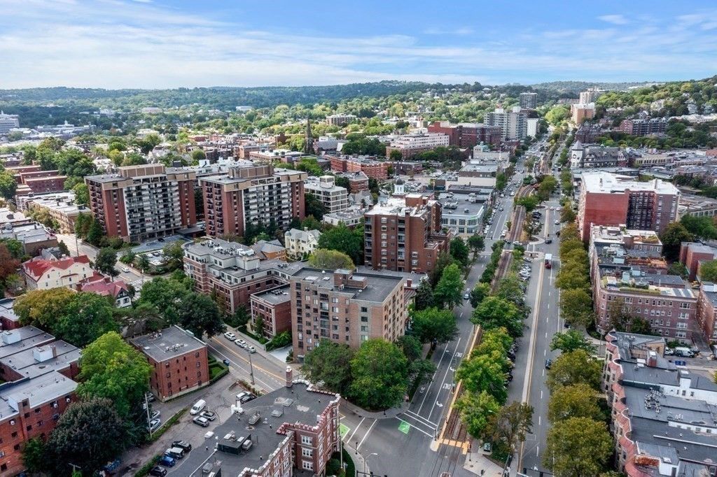 60 Longwood Ave 408, Brookline, MA 02446