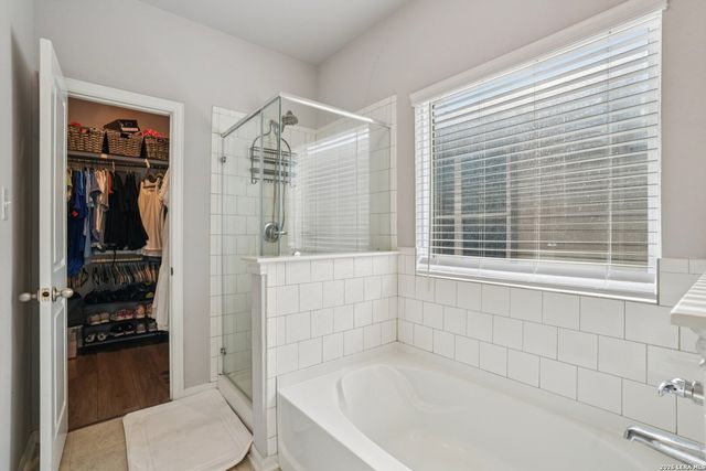 8915 Portobello Way, Converse, TX 78109