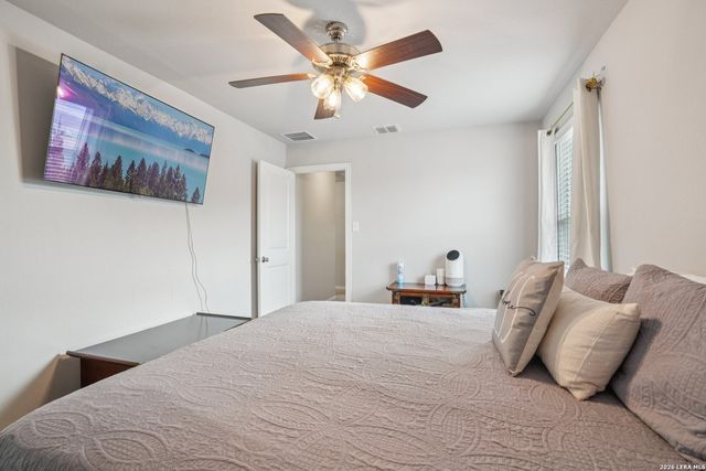 8915 Portobello Way, Converse, TX 78109