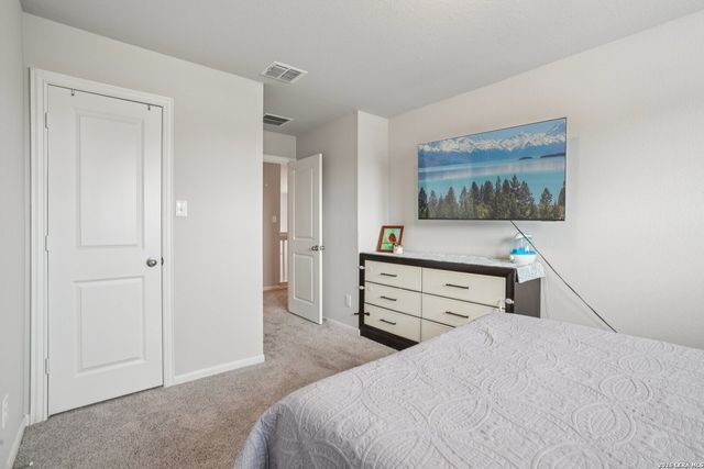 8915 Portobello Way, Converse, TX 78109