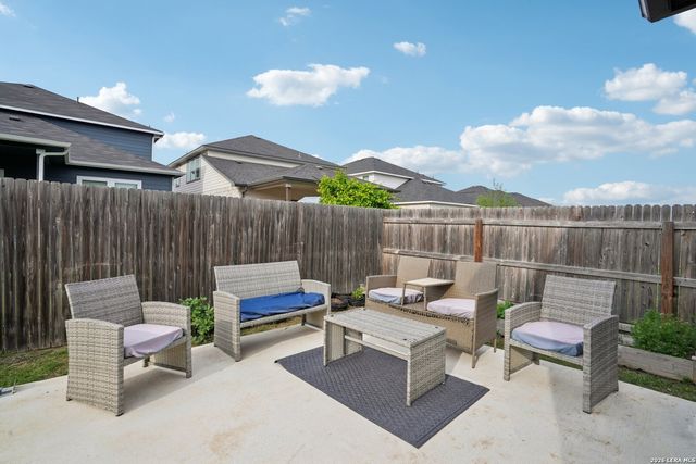 8915 Portobello Way, Converse, TX 78109