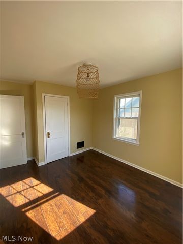1726 Midland Avenue, Youngstown, OH 44509