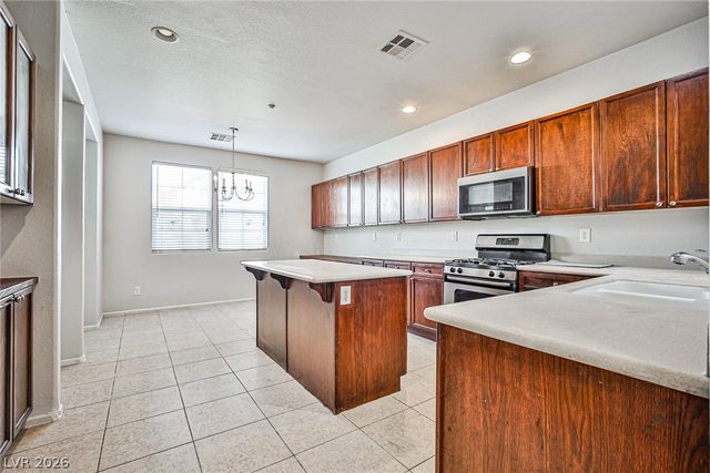 7560 Trendy Court, Las Vegas, NV 89149