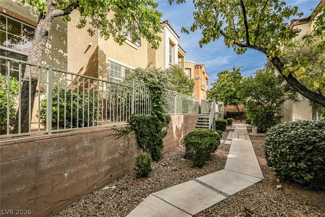 7560 Trendy Court, Las Vegas, NV 89149