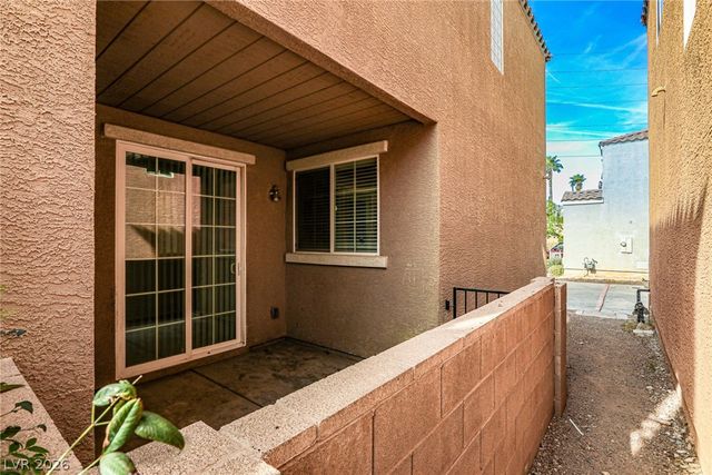 7560 Trendy Court, Las Vegas, NV 89149