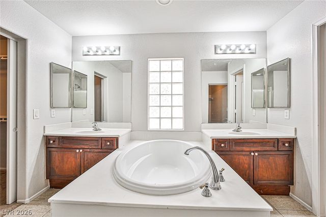 7560 Trendy Court, Las Vegas, NV 89149