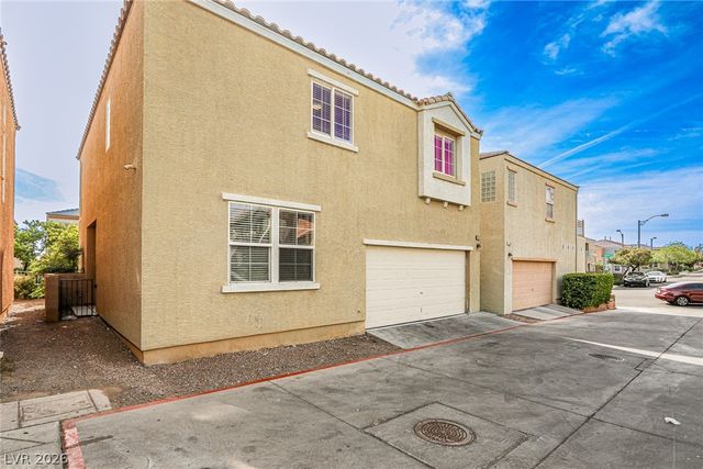 7560 Trendy Court, Las Vegas, NV 89149
