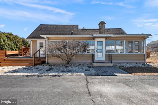 8 MARYLAND AVE, Chesapeake City, MD 21915