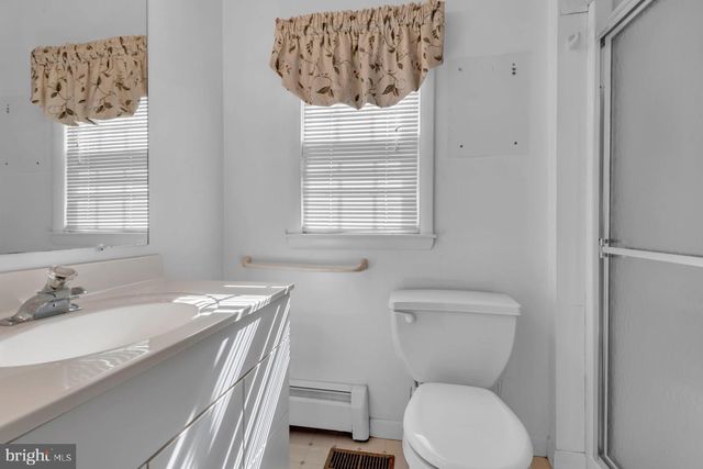 8 MARYLAND AVE, Chesapeake City, MD 21915