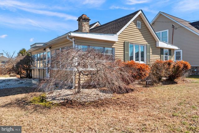 8 MARYLAND AVE, Chesapeake City, MD 21915