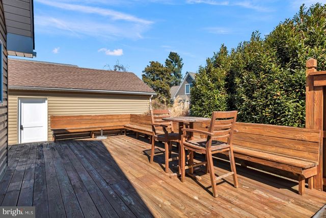 8 MARYLAND AVE, Chesapeake City, MD 21915