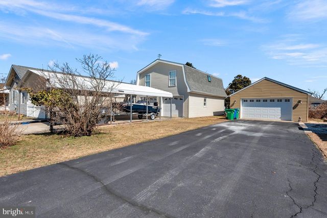 8 MARYLAND AVE, Chesapeake City, MD 21915