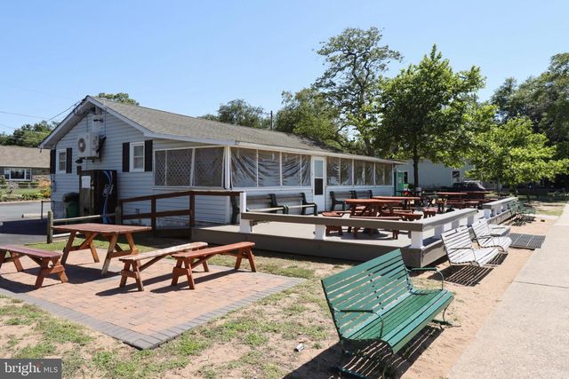 8 MARYLAND AVE, Chesapeake City, MD 21915