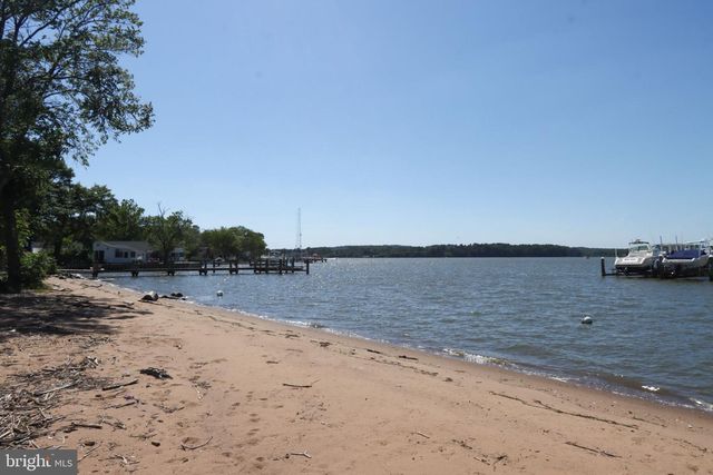 8 MARYLAND AVE, Chesapeake City, MD 21915