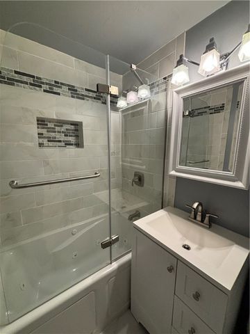 4625 Fifth Ave 408, Oakland, PA 15213