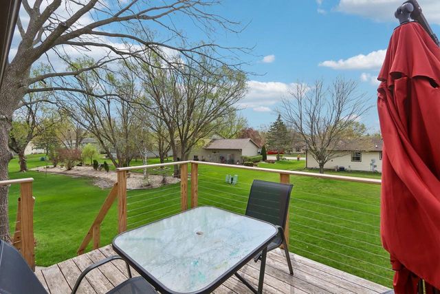 304 Hartford Cove, Waunakee, WI 53597