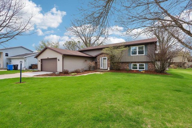 304 Hartford Cove, Waunakee, WI 53597