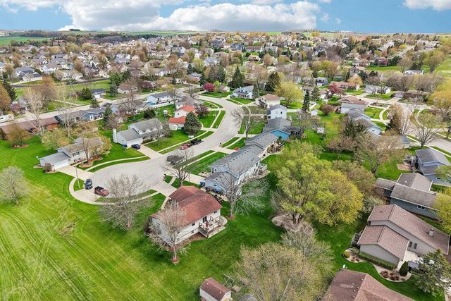 304 Hartford Cove, Waunakee, WI 53597