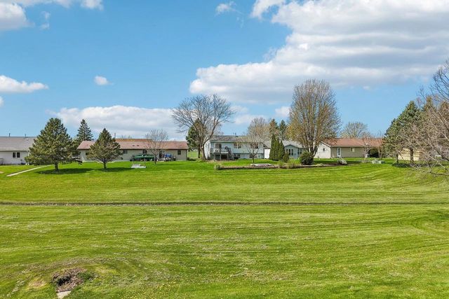 304 Hartford Cove, Waunakee, WI 53597