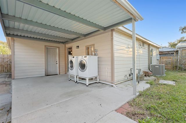 8169 Garland Street, Houston, TX 77017