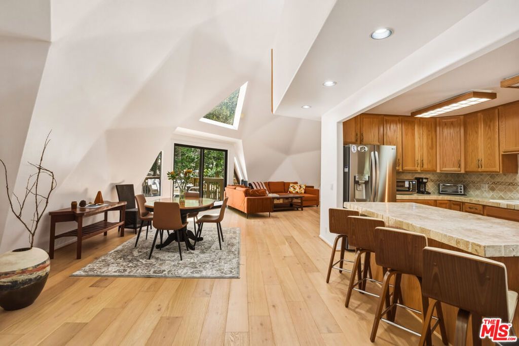 Image 33 of property listing at 55000 Daryll Road, Idyllwild, CA 92549