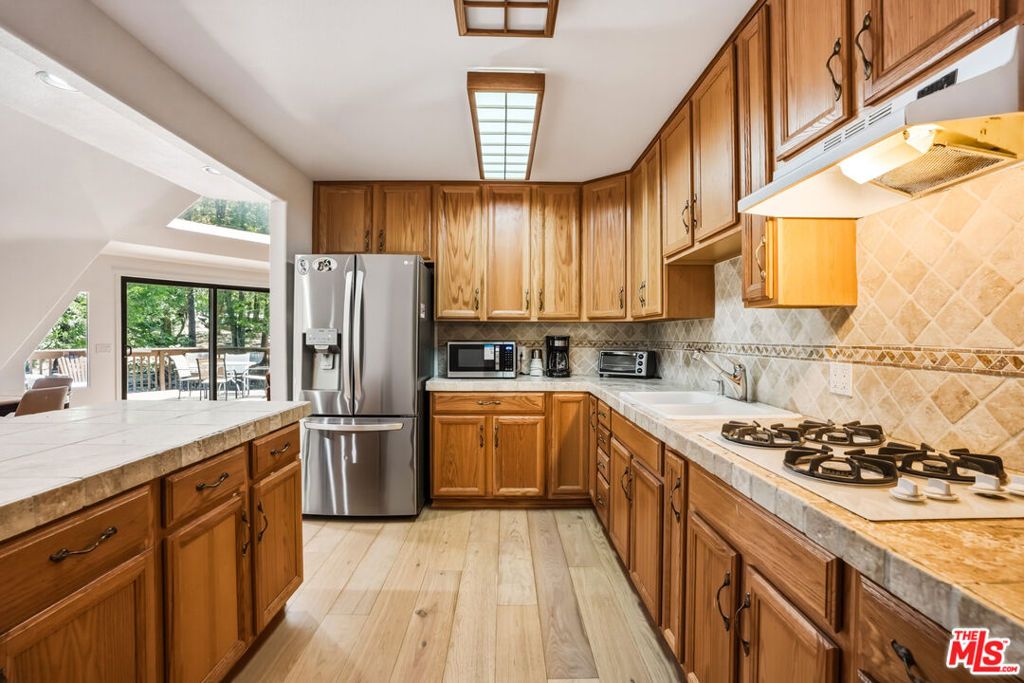 Image 34 of property listing at 55000 Daryll Road, Idyllwild, CA 92549