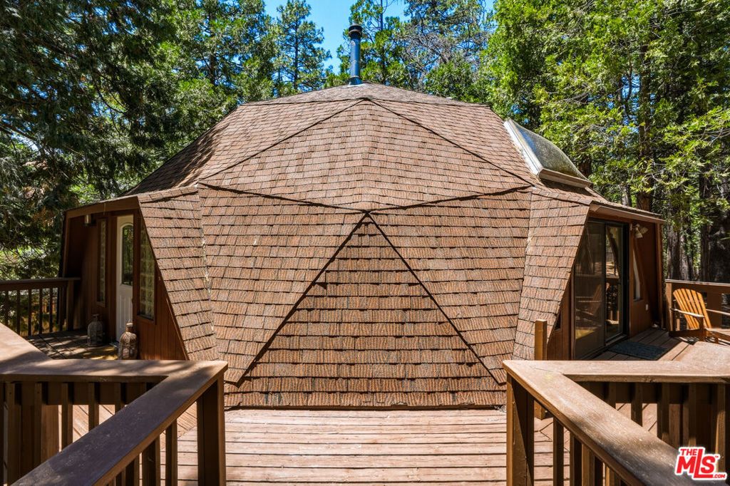Image 50 of property listing at 55000 Daryll Road, Idyllwild, CA 92549