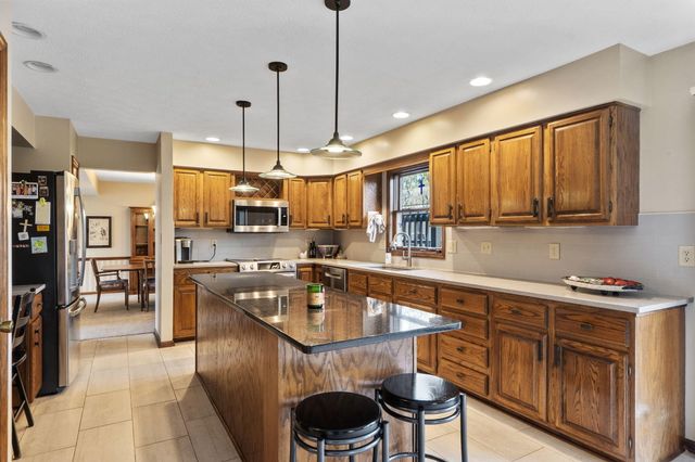 6810 Trailview Drive 6810 Trailview Drive, Dayton, OH 45414