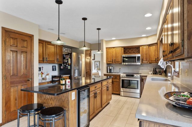 6810 Trailview Drive 6810 Trailview Drive, Dayton, OH 45414