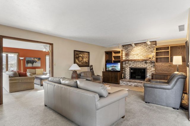 6810 Trailview Drive 6810 Trailview Drive, Dayton, OH 45414