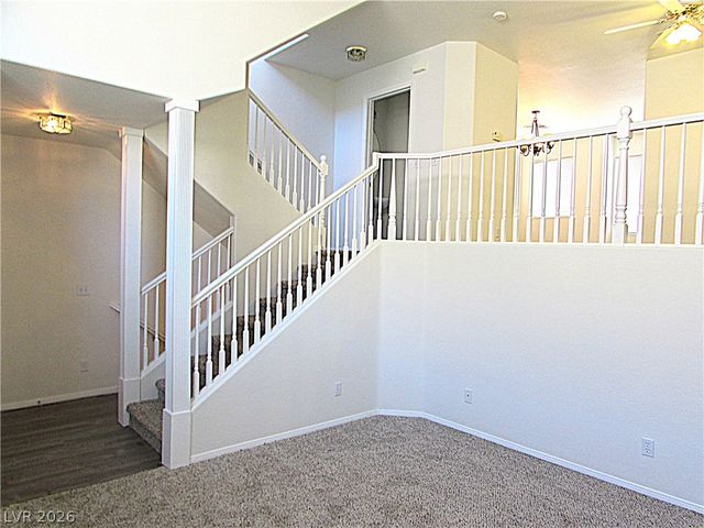 8404 Tiger Woods Avenue, Las Vegas, NV 89128