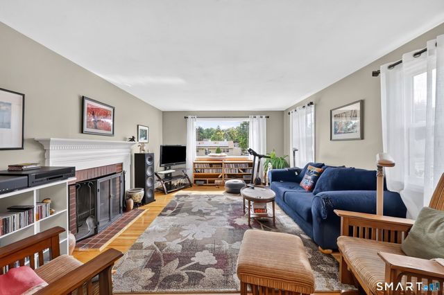 104 Exeter Street, Hartford, CT 06106