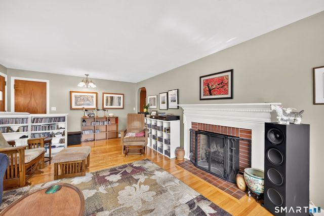 104 Exeter Street, Hartford, CT 06106