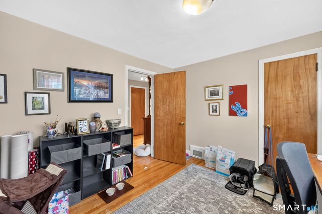 104 Exeter Street, Hartford, CT 06106