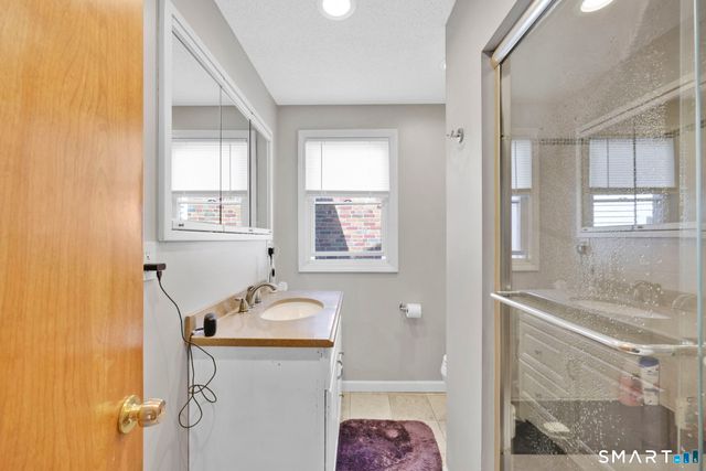 104 Exeter Street, Hartford, CT 06106