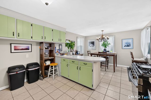 104 Exeter Street, Hartford, CT 06106