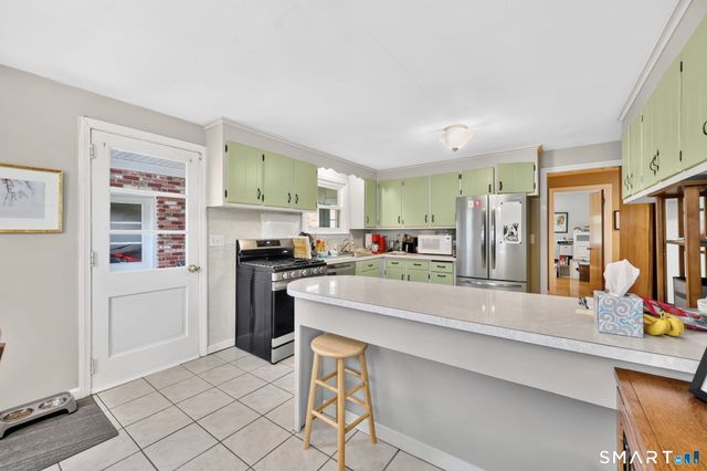 104 Exeter Street, Hartford, CT 06106
