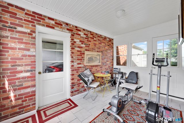 104 Exeter Street, Hartford, CT 06106