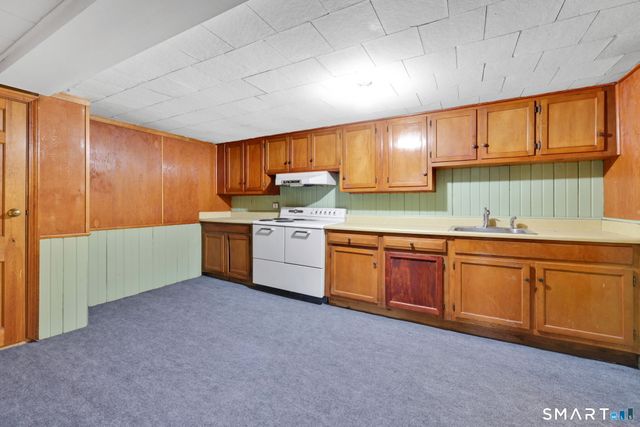 104 Exeter Street, Hartford, CT 06106