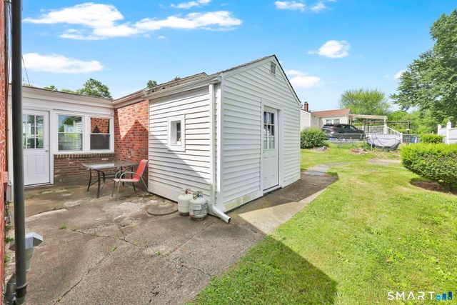 104 Exeter Street, Hartford, CT 06106