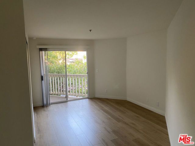 675 Oak Run Trail TL301, Oak Park, CA 91377