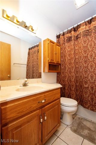 25 Gloria Avenue, Marshallville, OH 44645