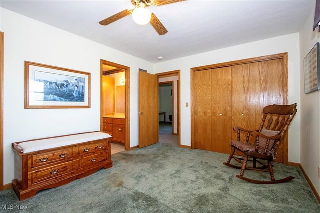 25 Gloria Avenue, Marshallville, OH 44645