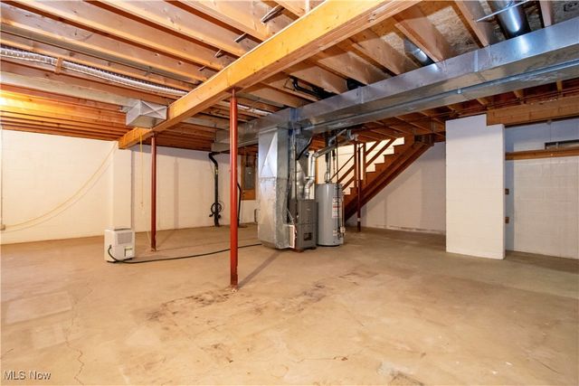 25 Gloria Avenue, Marshallville, OH 44645