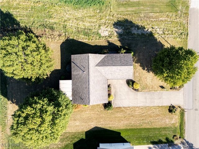 25 Gloria Avenue, Marshallville, OH 44645